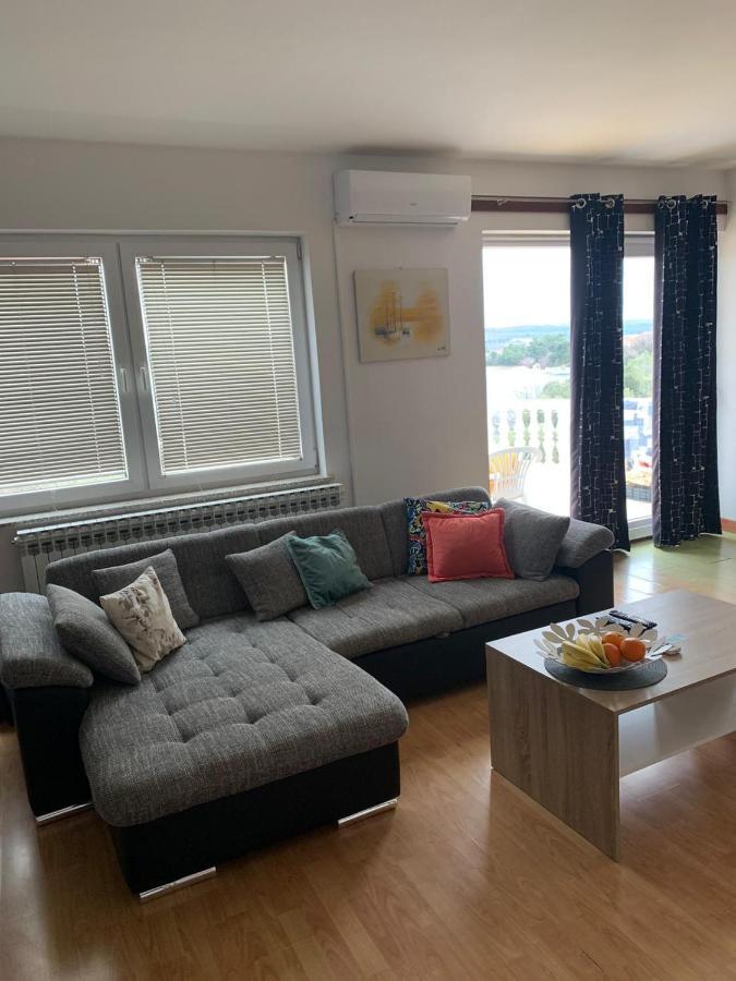 פוסדריה Apartments Sara מראה חיצוני תמונה