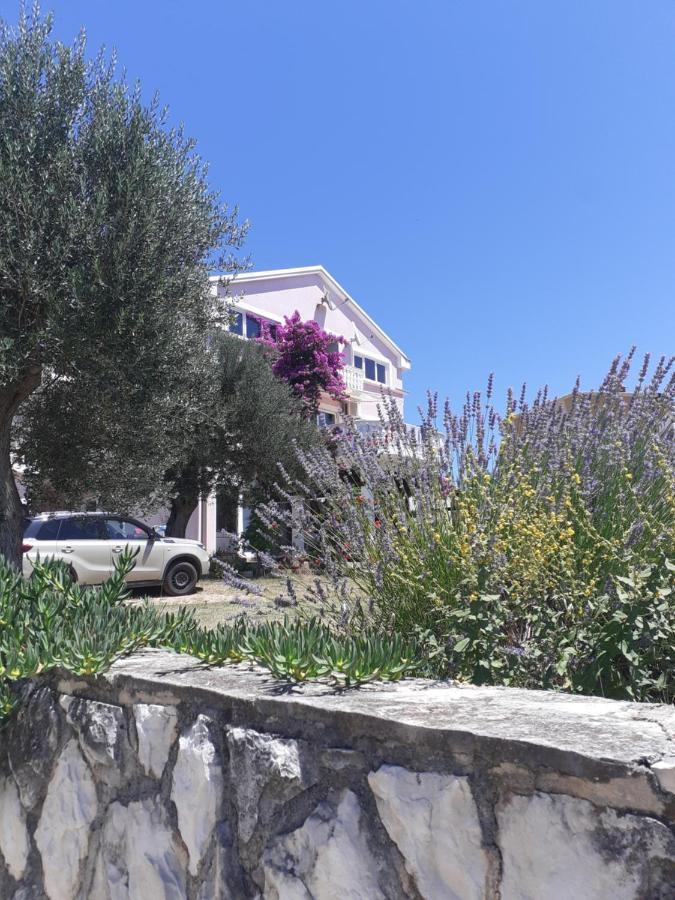 פוסדריה Apartments Sara מראה חיצוני תמונה