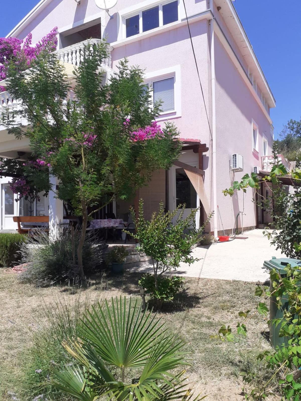 פוסדריה Apartments Sara מראה חיצוני תמונה