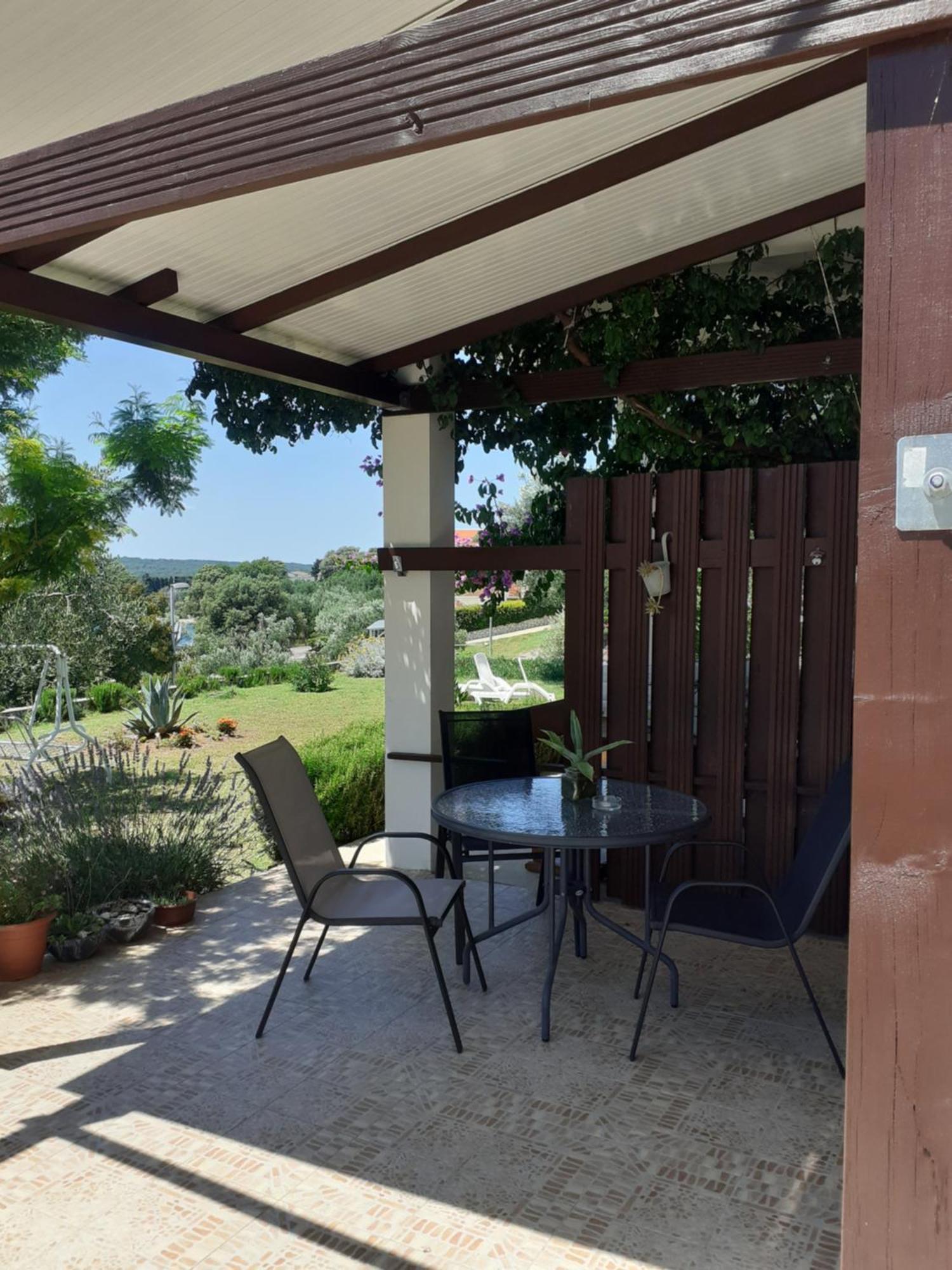 פוסדריה Apartments Sara מראה חיצוני תמונה