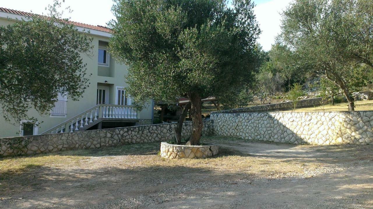 פוסדריה Apartments Sara מראה חיצוני תמונה